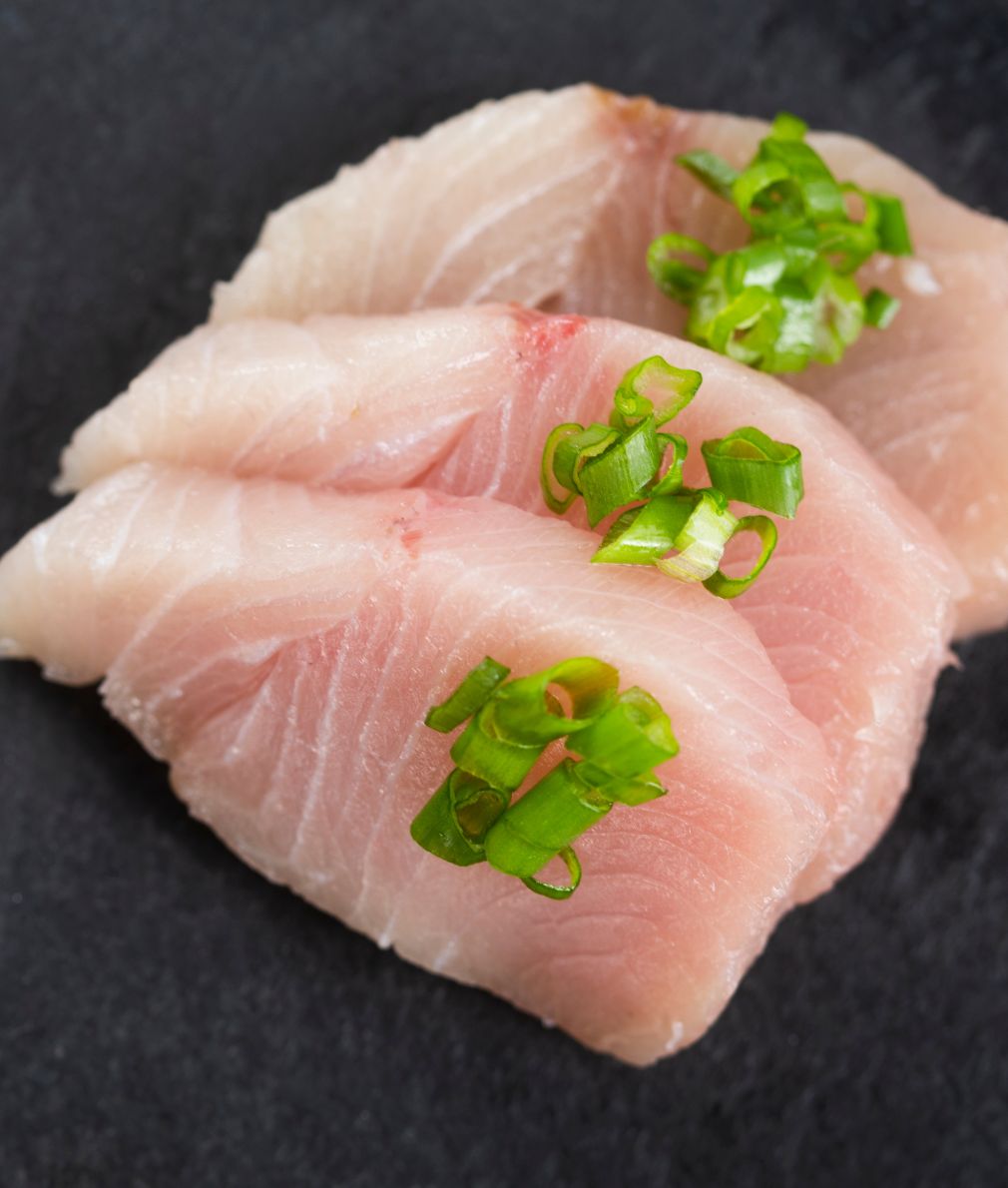 A2 Hamachi Sashimi - BentoMe