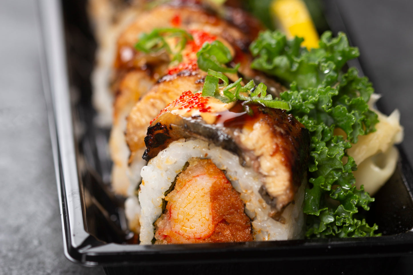 S6 Dancing Dragon Roll