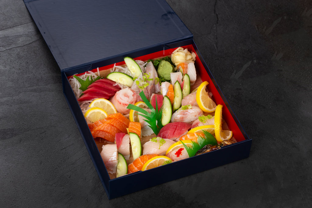 C9 (34pcs) Sushi & Sasimi combo