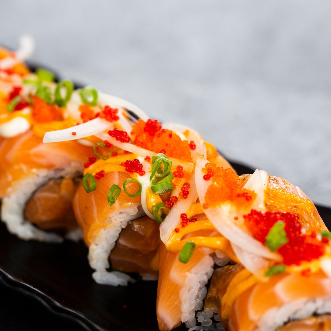 S14 Crazy Salmon Roll - BentoMe